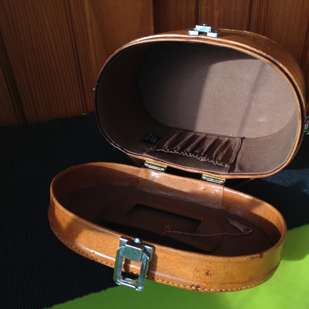 vintage genuine leather lady's case - Picture 6 of 8